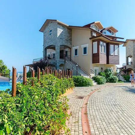 Elite Country Club Apartament *